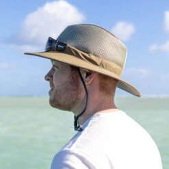 Sunday Afternoons Charter Breeze Hat -Sunday Afternoons Shop charter breeze hat cream male ss20 1800px