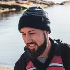 Sunday Afternoons Horizon Beanie 5 Sunday Afternoons Horizon Beanie -Sunday Afternoons Shop horizon beanie tide blue stripe male fw19 2500px v2