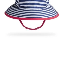 Sunday Afternoons Infant SunSprout Hat -Sunday Afternoons Shop infant sunsprout hat navy stripe chinstrap detail ss20 2500px