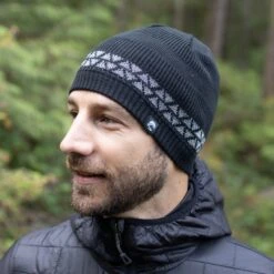 Sunday Afternoons Reflector Beanie -Sunday Afternoons Shop reflector beanie black male fw20 2500px