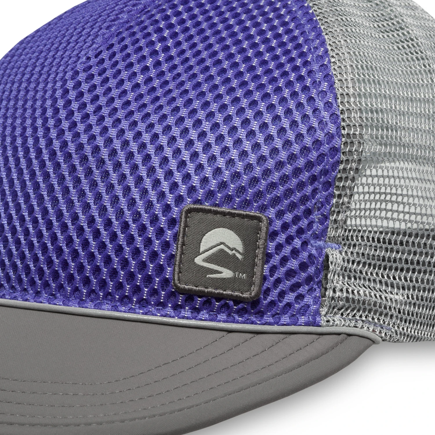 Vantage Point Trucker Sunday Afternoons Vantage Point Trucker -Sunday Afternoons Shop vantage point trucker deep purple mesh logo detail ss20