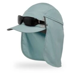 Sunday Afternoons VaporLite Cape Cap 4 Sunday Afternoons VaporLite Cape Cap -Sunday Afternoons Shop vaporlite cape cap stone blue front glasses ss24 rev2 2500px 149cd3e2 088d 4367 9895 6257ee613cc2